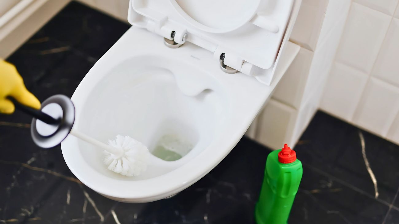 fondo nero wc